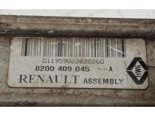 Интеркулер 8200409045A Dacia Sandero
