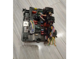 Pojistková skříňka Řídící jednotka BSM    Peugeot 307 2008