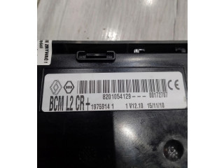 Блок комфорта 8201054129 Renault Clio III