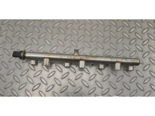 Топливная рампа 000283628, 051170574 Maserati Ghibli 3.0