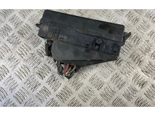 Блок предохранителей MB500100B   Subaru Forester SG    