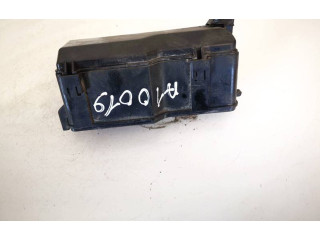 Блок предохранителей     Toyota Corolla Verso AR10    