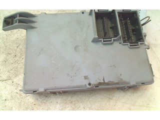 Блок предохранителей 01364891000, 01353010080 Citroen Nemo