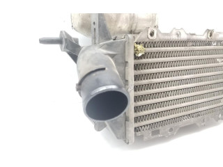 Интеркулер 52475657 Opel Vectra B