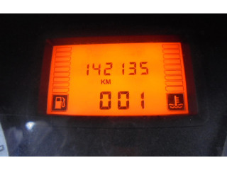 Панель приборов P8200377739, P8200377739 Dacia Logan I