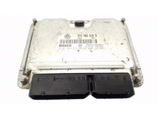 Řídící jednotka 074906018B, 0281010084 Volkswagen Transporter - Caravelle T5 2006