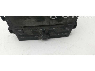 Радио/ проигрыватель CD/DVD / навигация