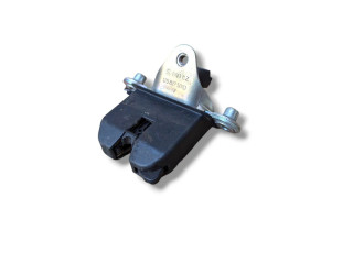 Замок багажника 1Z5827501D Skoda Octavia Mk2 (1Z) 2004 - 2013 года