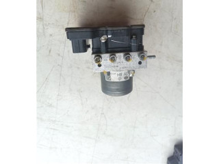 Блок управления ABS 476605713R   Renault Clio II