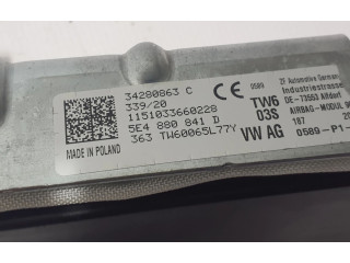 Подушка безопасности для колен 5E4880841D Skoda Octavia Mk4