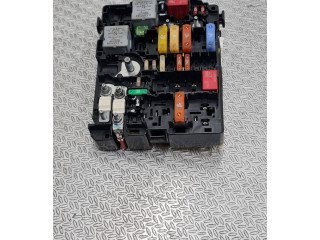 Блок предохранителей 9804848580 Citroen Berlingo