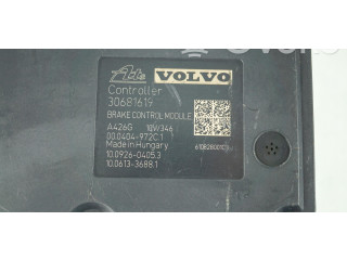 Jednotka ABS P30681619 Volvo XC70 2003