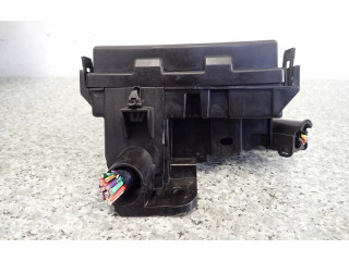   Pojistková skříňka    Nissan Pulsar 2015