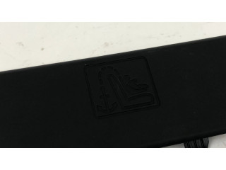 Другая деталь салона