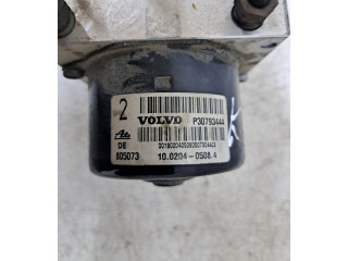 Блок АБС 30793445, P30793444   Volvo  V70  2005 - 2008 года