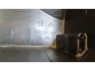 Блок предохранителей 9671941780 Peugeot 2008 I