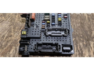 Блок предохранителей 8676391 Volvo XC90