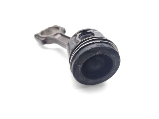 Píst K9K836 Renault Megane III K9K836