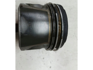  Поршень с шатуном    Volvo S80  