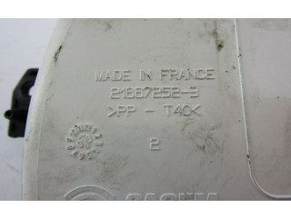 Панель приборов 216672523 Citroen C2