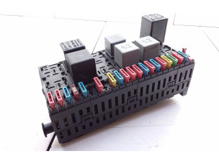 Pojistková skříňka 357937039 Volkswagen PASSAT B3 1991