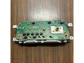 Přístrojová deska Mazda 323 1988 J3BL75B