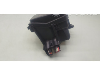 Блок предохранителей 243809584R, 243809584R Dacia Duster