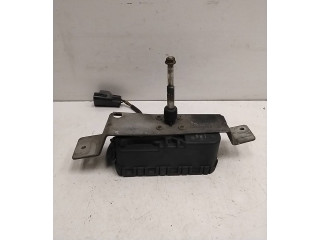 Моторчик стеклоочистителя 8620960, 0390206218 Volvo S60