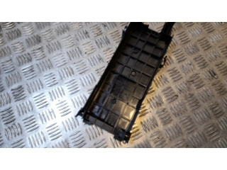 Pojistková skříňka Крышка ящика предохранителей A2465451600, A2465402614   Mercedes-Benz CLA C117 X117 W117 2017