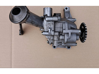 Масляный насос   6051810120  Mercedes-Benz E W124 