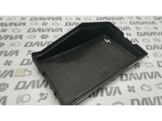 Крышка блока предохранителей 82662-53070, 8266253070 Lexus IS 220D-250-350