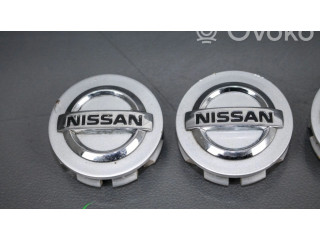 Заводская крышка (крышки) от центрального отверстия колеса