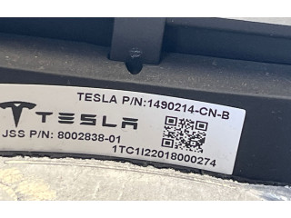 Руль Tesla Model 3 2017 - года 1490214CNB, 8002838