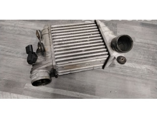 Интеркулер  8N0145803A   Audi TT Mk1 