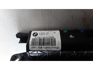 Zámek zadních dveří 918064-103R BMW 5 F10 F11 2011