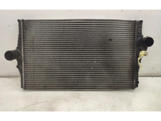 Радиатор интеркулера 989581K, 31274553   Volvo XC90  