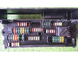 Pojistková skříňka 9210861, 000275261 BMW 7 F01 F02 F03 F04 2011