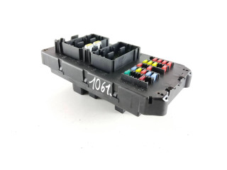 Блок предохранителей 56048367AE Jeep Cherokee III KJ