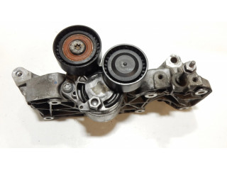 Кронштейн генератора