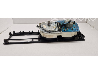 Панель приборов 1719191033 Volkswagen Golf I