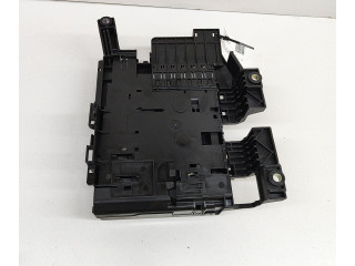 Pojistková skříňka 7P0937548F Volkswagen Touareg II 2016