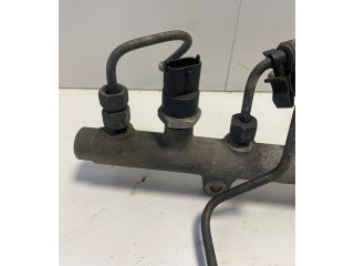 Топливная рампа 8200347176, 076970L4   Volvo S40, V40  