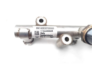 Vstřikovací lišta 175228660R, 16638856R Nissan Juke II F16 HR10DDT