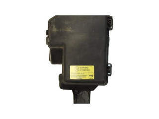 Другая деталь отсека двигателя