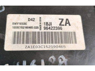 Блок управления двигателя 5WY1E03C, 96422396   Chevrolet Nubira