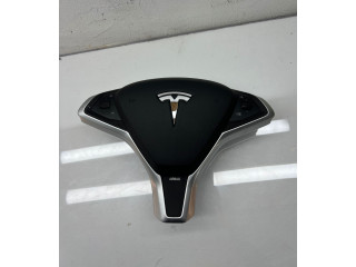 Подушка безопасности водителя 0589P1000552, 23120219 Tesla Model S