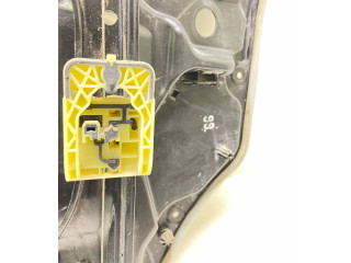 Zámek zadních dveří 30753327 Volvo XC60 2015