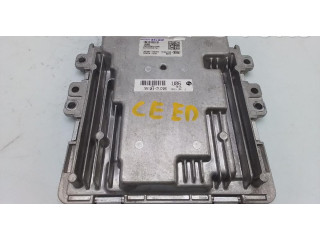 Блок управления двигателя 391012u206   KIA Ceed