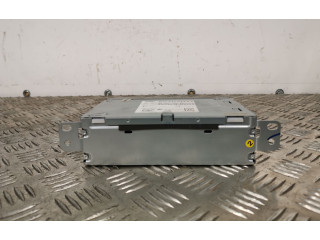 Радио/ проигрыватель CD/DVD / навигация