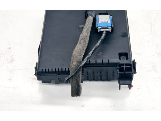 Блок предохранителей 8676391, 30728273   Volvo V70    